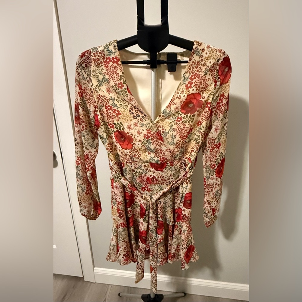 Altar'd State Red and Cream Floral Long Sleeve Dress Size Small
